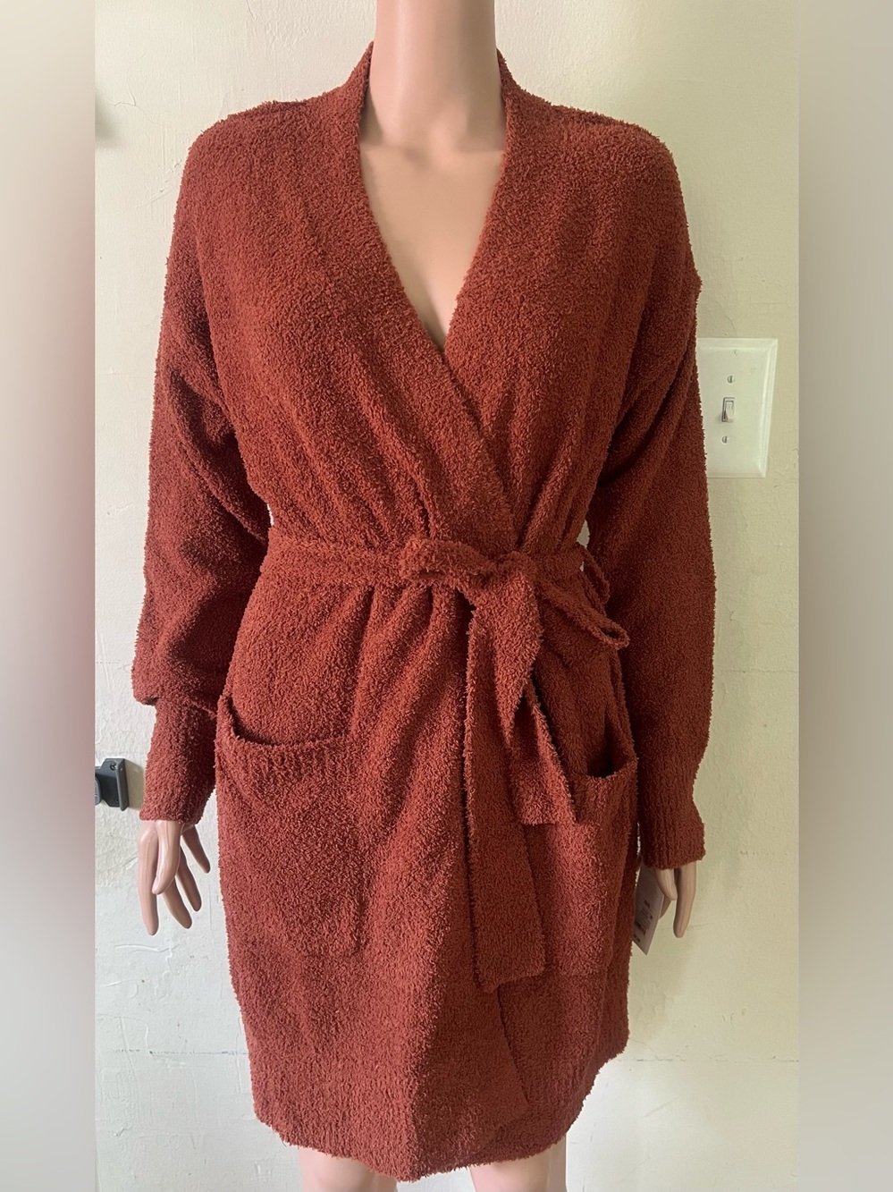 STARS ABOVE • ROBES - Picture 3 of 8